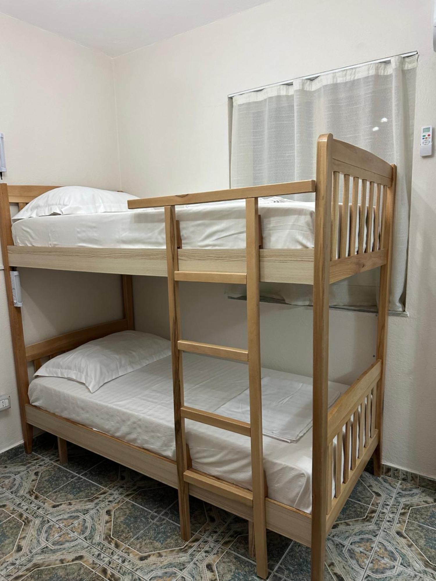 Tirana Lemon Breeze Hostel Luaran gambar