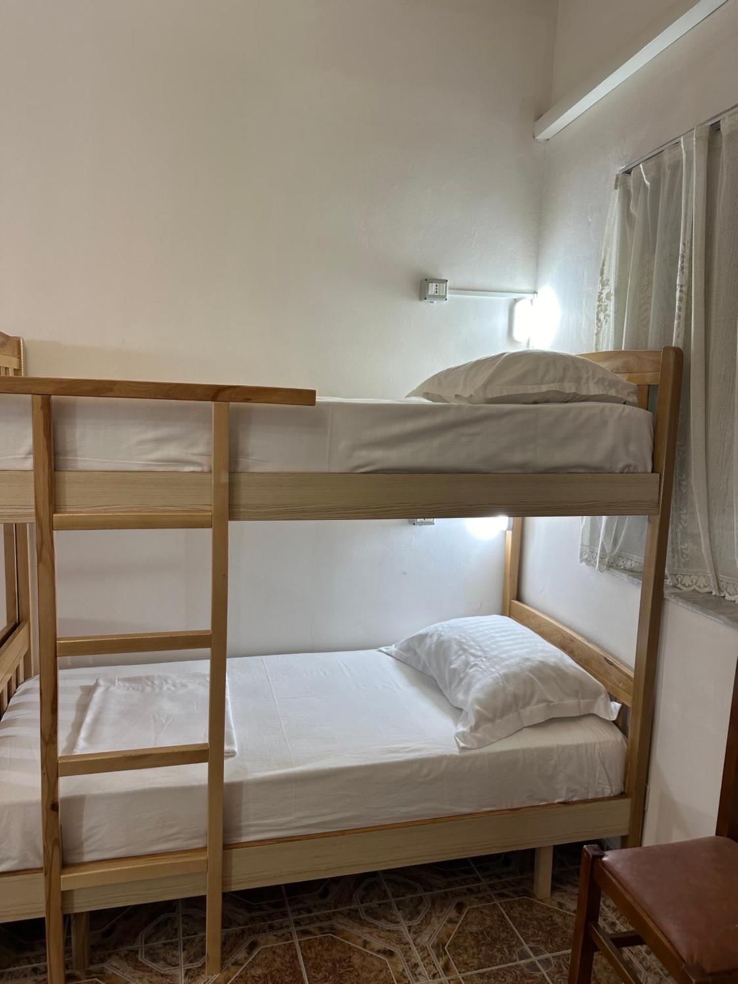 Tirana Lemon Breeze Hostel Luaran gambar