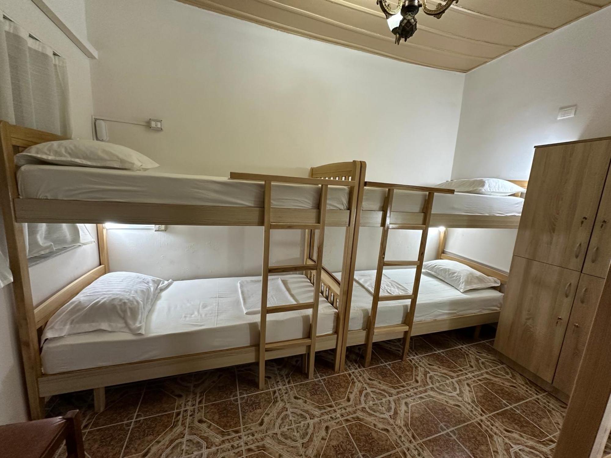 Tirana Lemon Breeze Hostel Luaran gambar