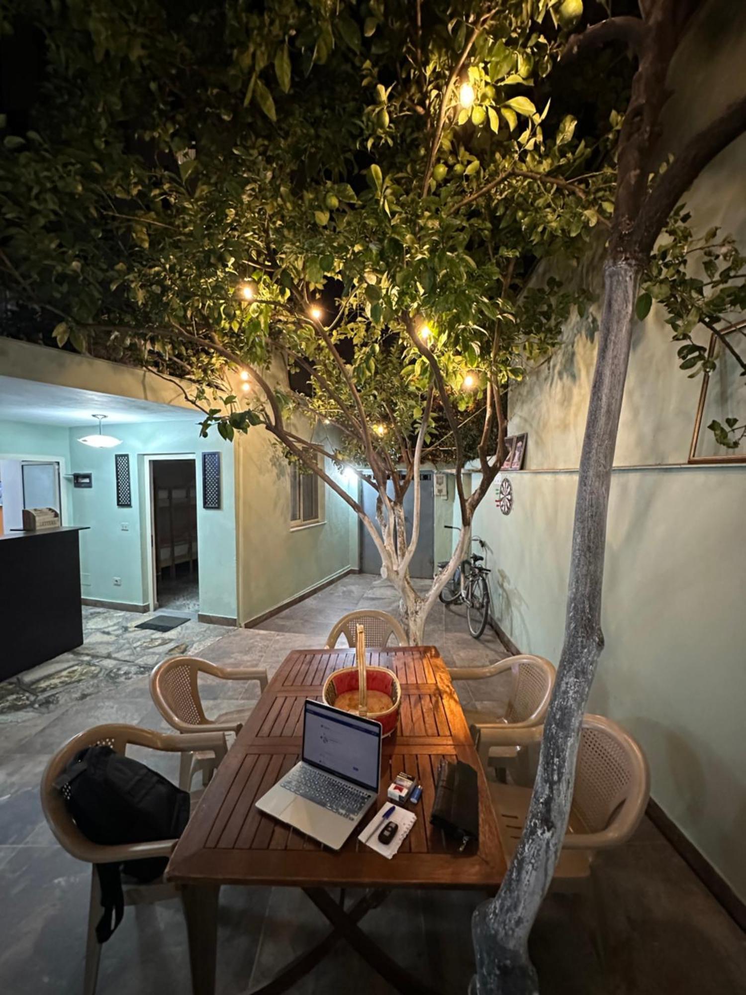 Tirana Lemon Breeze Hostel Luaran gambar