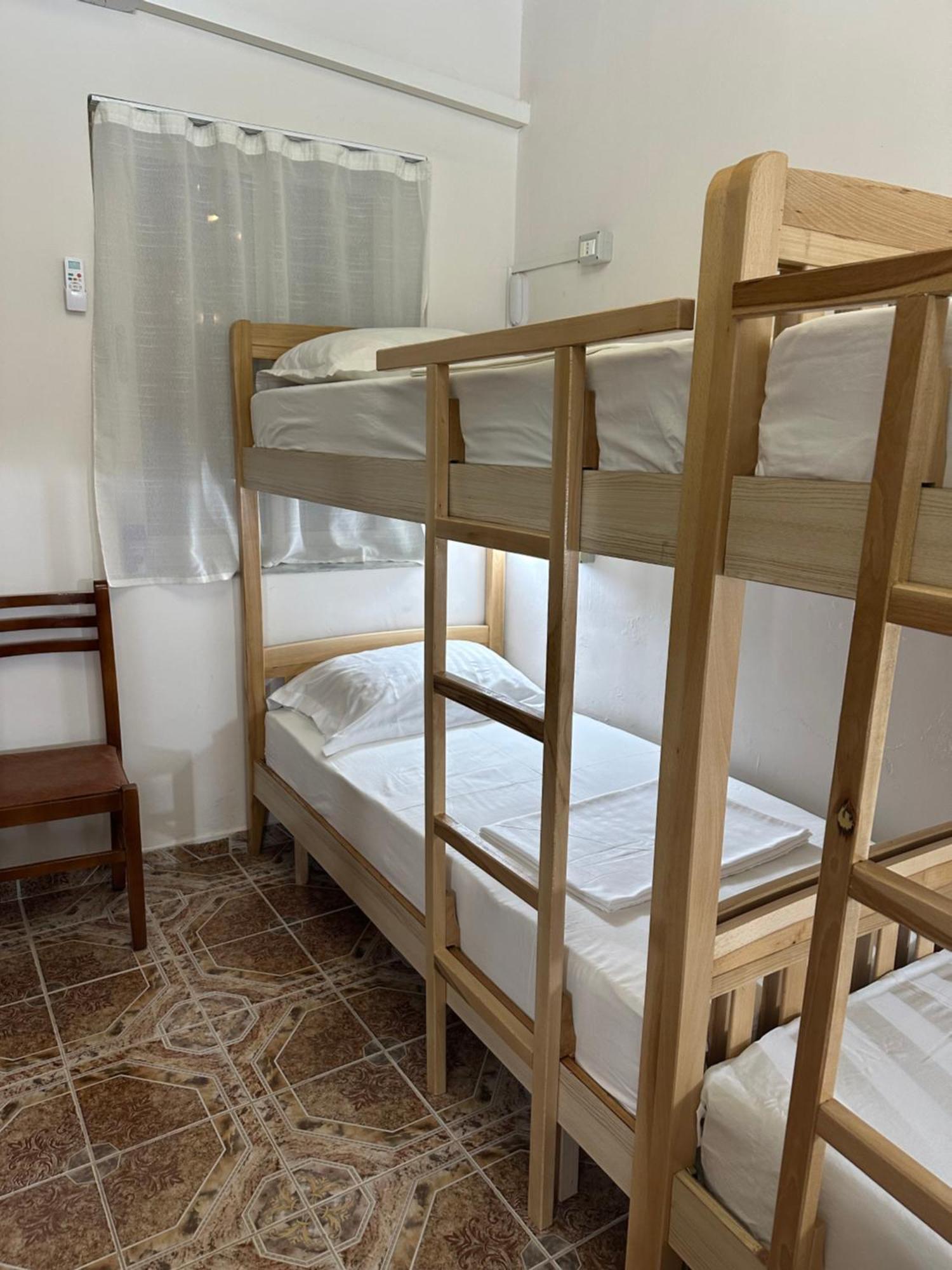 Tirana Lemon Breeze Hostel Luaran gambar