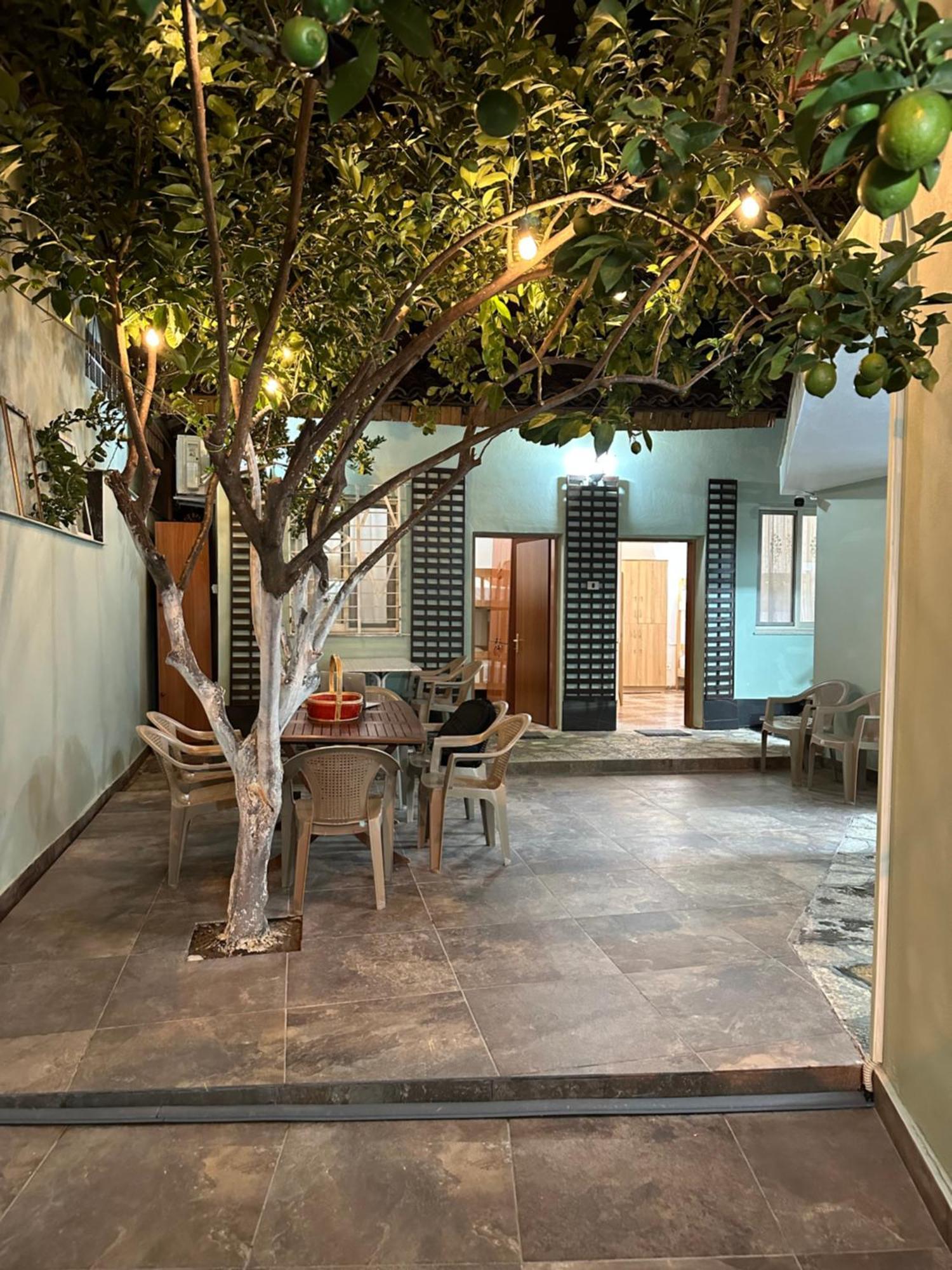 Tirana Lemon Breeze Hostel Luaran gambar